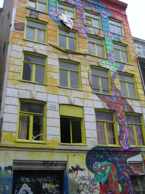Amsterdam edificio okupado